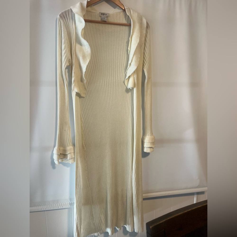 Elegant Cream Ribbed Knit Dress